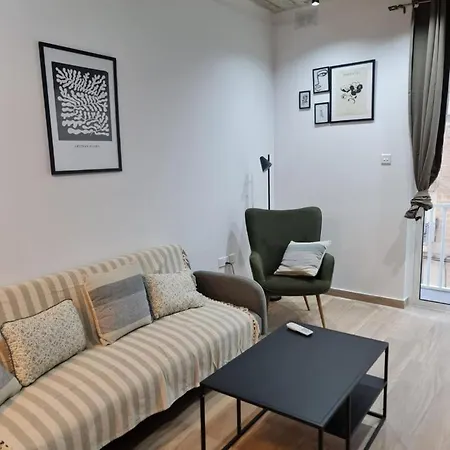 Simplicity Apartment *