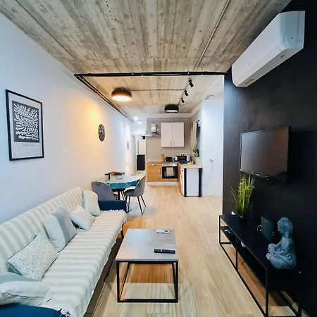 Apartment Simplicity *